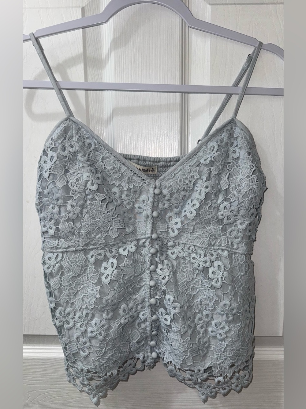 Abercrombie & Fitch Light Gray Lace Button-Front Cami Size M